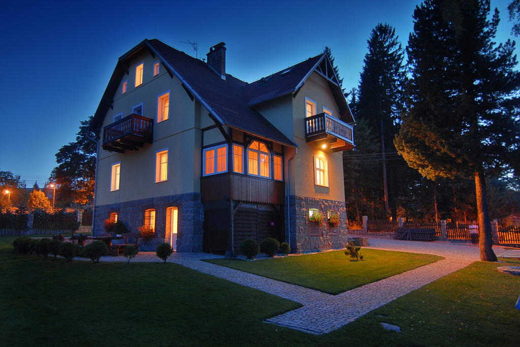Villa Grace - Wypoczynek Bez Dzieci Schreiberhau Exterior foto